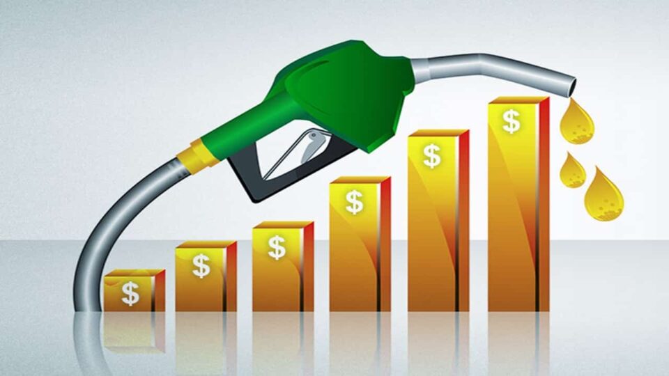 Petrobras anuncia grande aumento no preço da gasolina