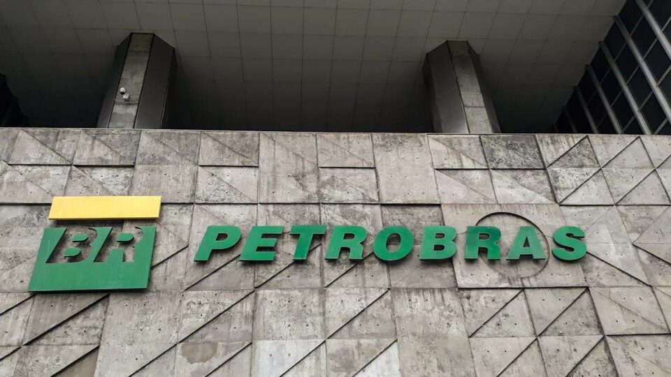 Petrobras (PETR4) é a maior pagadora de dividendos do mundo