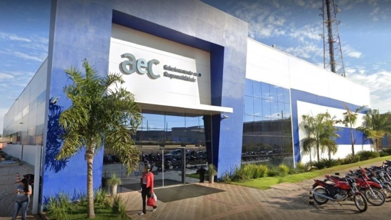 AeC abre 200 vagas de emprego na função de atendente; saiba mais