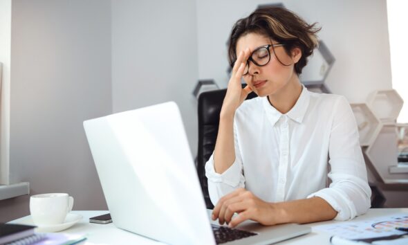 Finanças dos brasileiros: Um terço gasta todo o dinheiro menos de três dias após receber